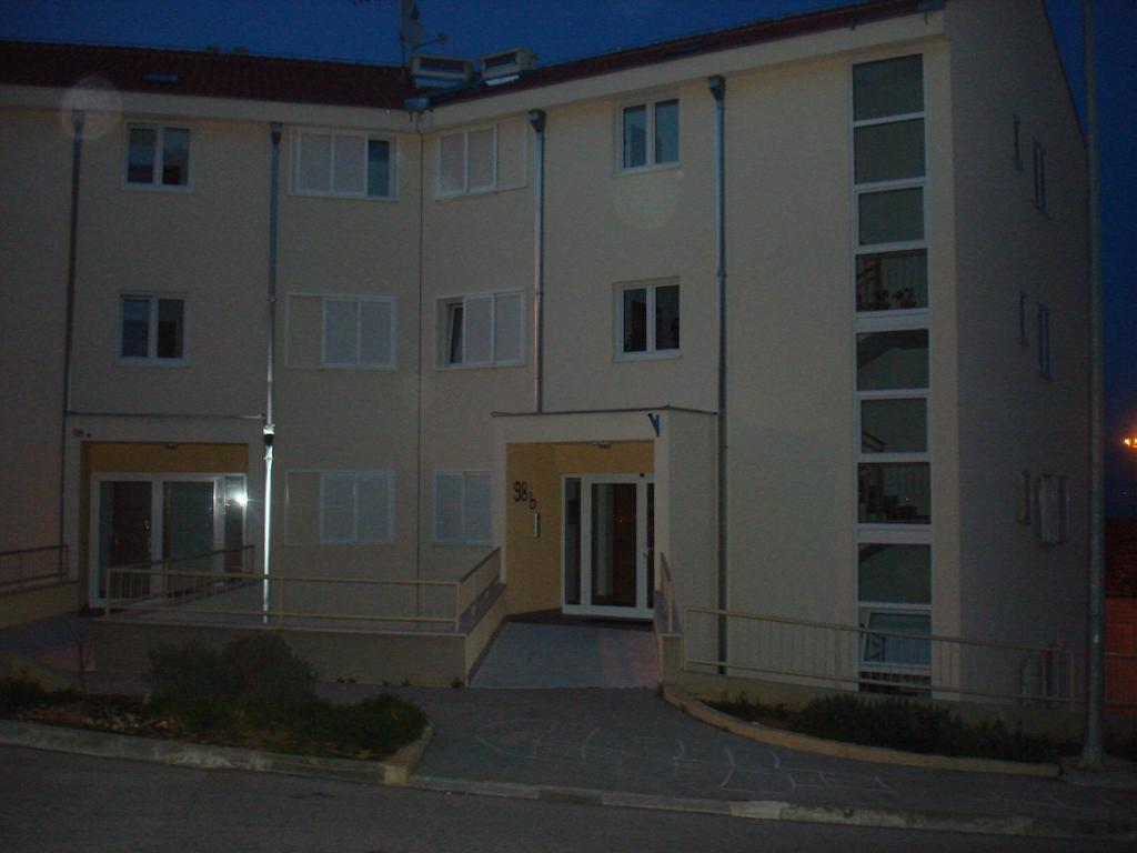 Apartment Z&E Τρογκίρ Δωμάτιο φωτογραφία
